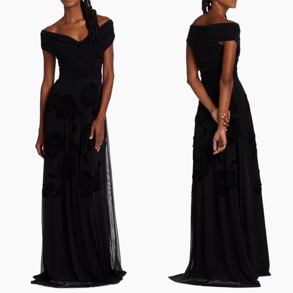 NWT Chiara Boni Dress Destiny Velvet Tulle Maxi Gown Off The Shoulder in Black